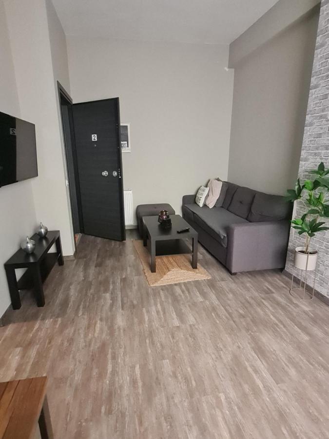 Trikala Easy Living B1 Kai B2 Apartment Exterior photo